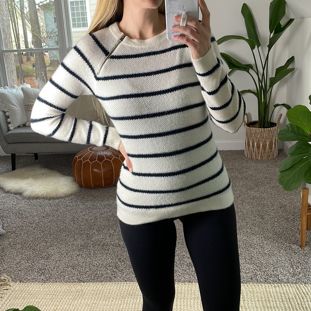 Abercrombie & Fitch 3/4 zip Collar, Blue/White Stripe Sweater